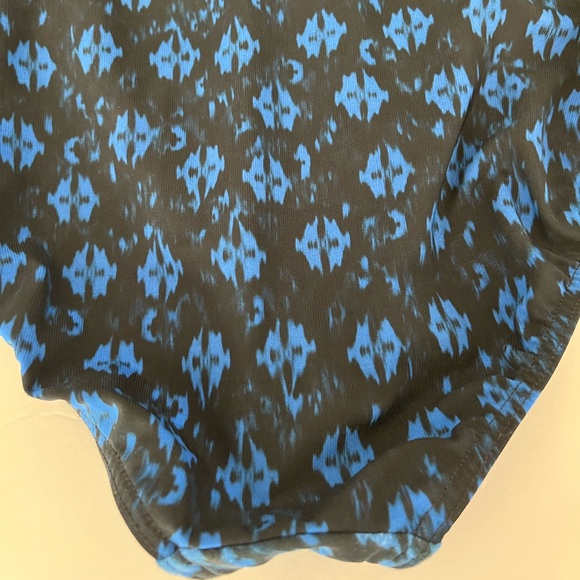 Miraclesuit Plus Size Sunset Cay Escape Underwire
One Piece Women's Size 10 Swim - Picture 7 of 7